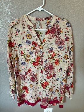 Floral Button-Front Tunic Blouse - Cream with Red & Multicolor Flowers